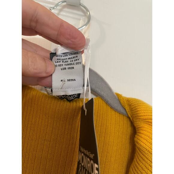 NWT Monroe & Main size medium ruffle tie front cardigan - Picture 9 of 10